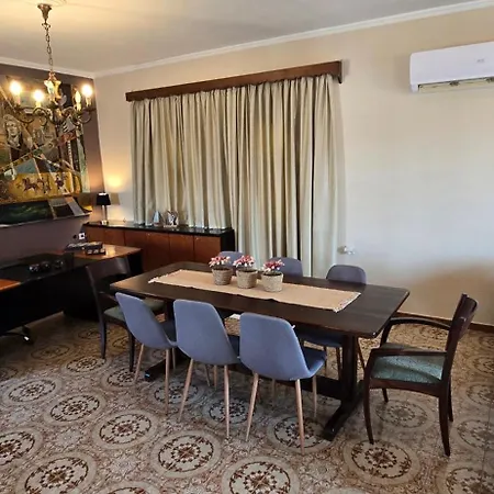 Afentika Grand Flat בית נופש *