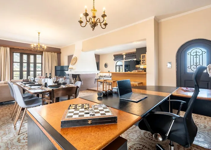 Afentika Grand Flat Appartement *
